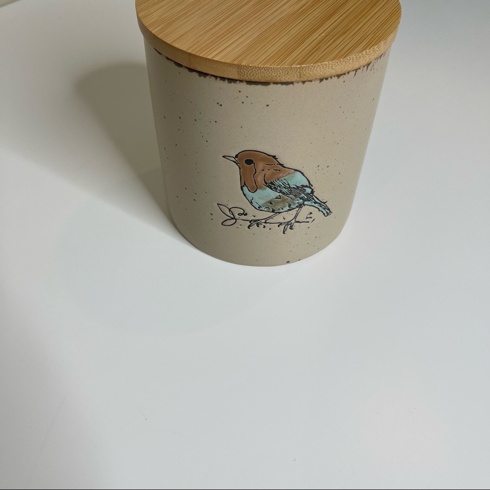Spectrum Inhomestylez Larger Spring Bird Reactive Canister - Picture 2 of 9